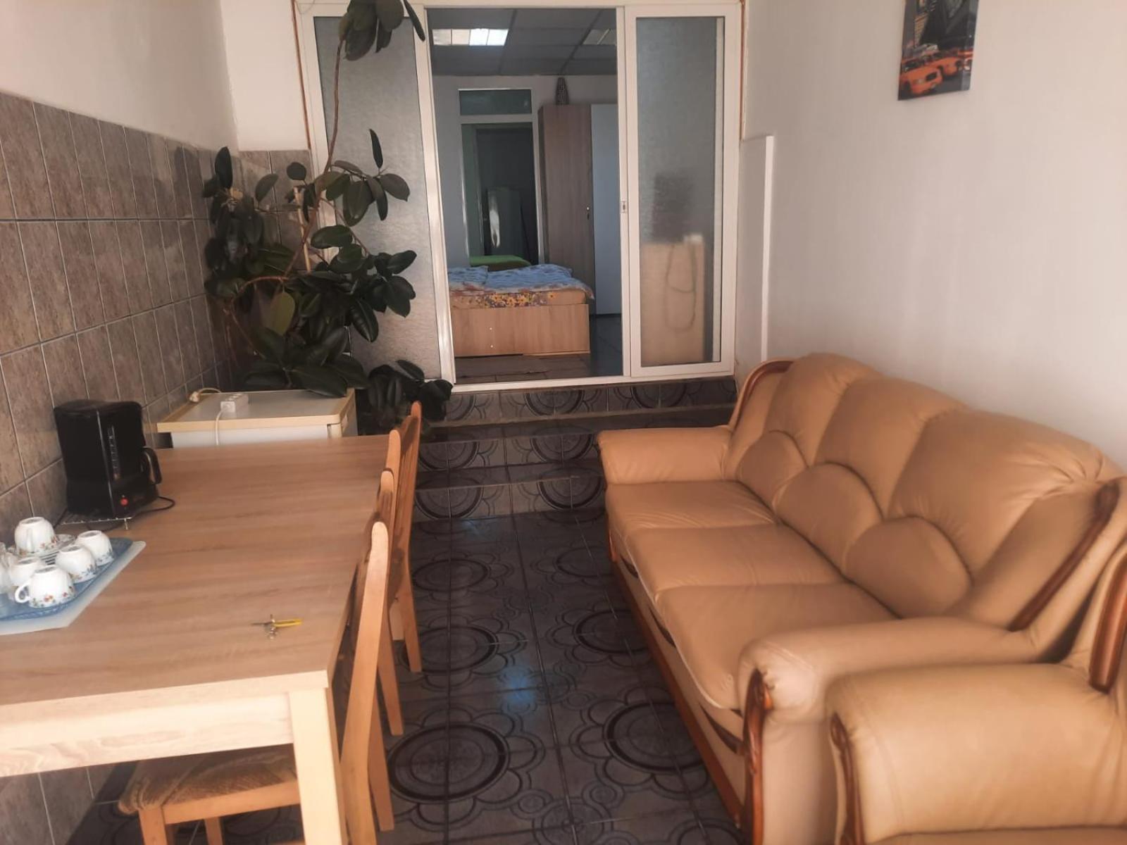 Garsoniera Del Dodo Apartment Alba Iulia Bagian luar foto